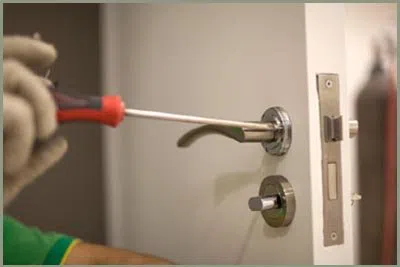 Locksmith Solution Services Burnsville, MN 952-800-2004 - 68-44-8